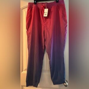 Figs FREEx Women’s High Waisted Zamora scrub pants- ombré